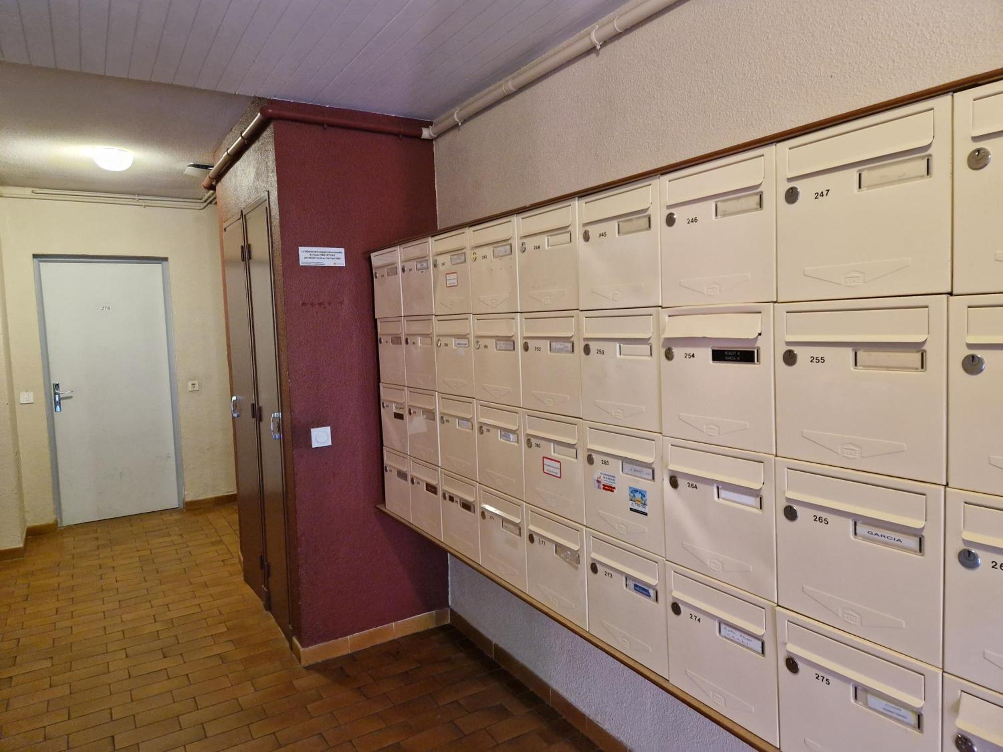 Appartement Amelie Les Bains Au Pied Des Thermes Exterior foto